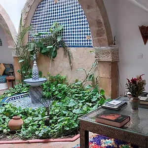 Bed & Breakfast Dar Rahaothello ***
