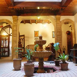 Riad Caverne D'ali Baba **
